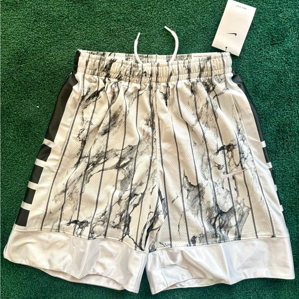 NWT boys Bike basketball shorts